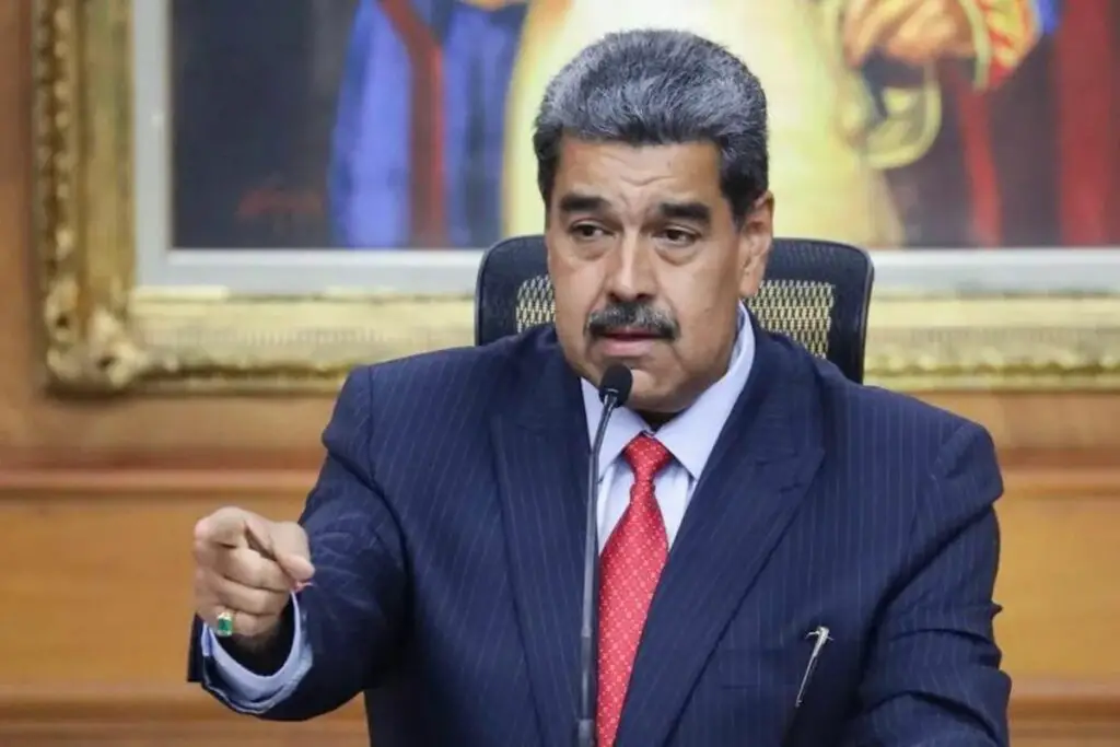 Nicolás Maduro dice que no descansará en su lucha contra "los corruptos y los traidores"