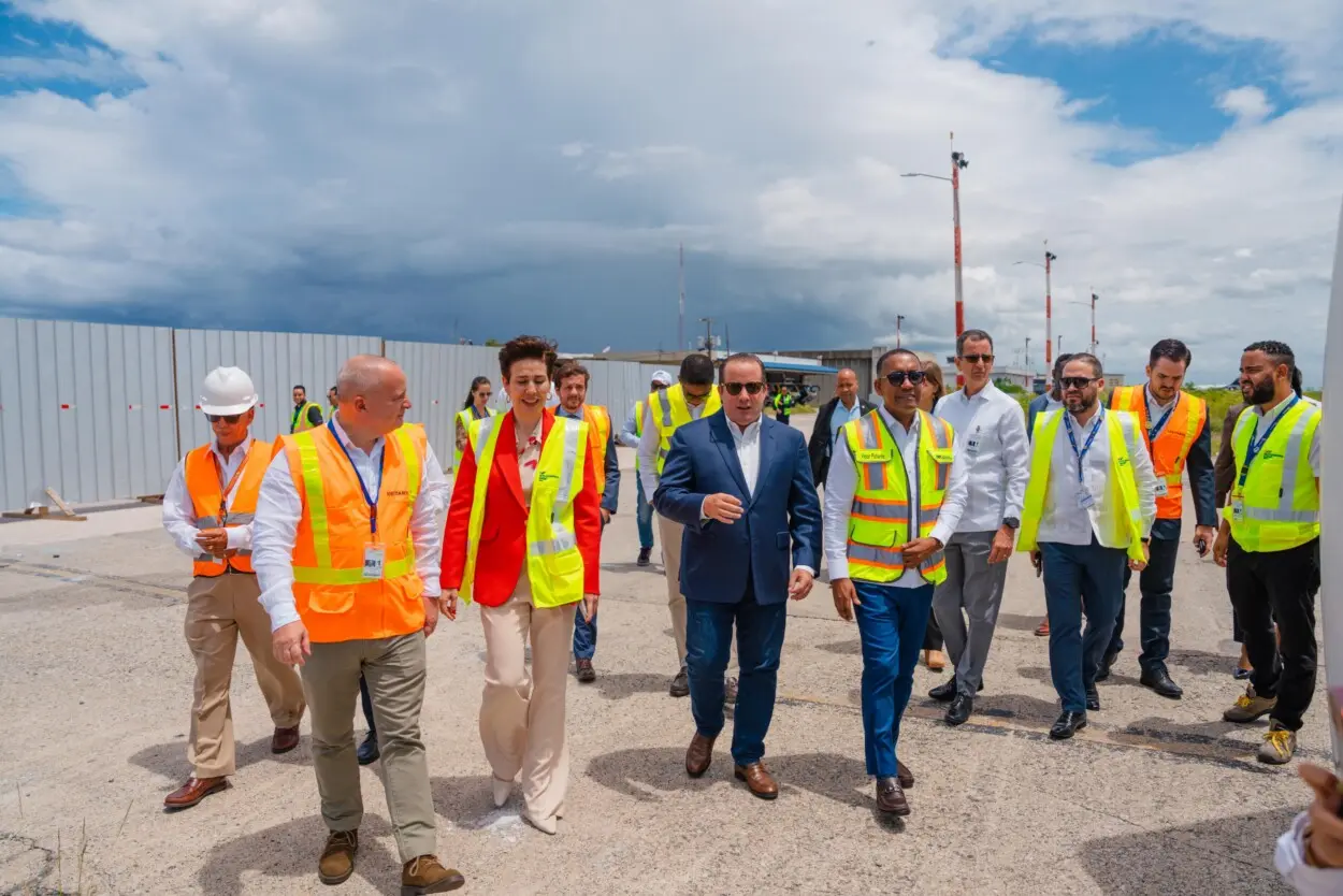 Paliza resalta la necesidad de expandir el AILA para el desarrollo y la competitividad en Dominicana.