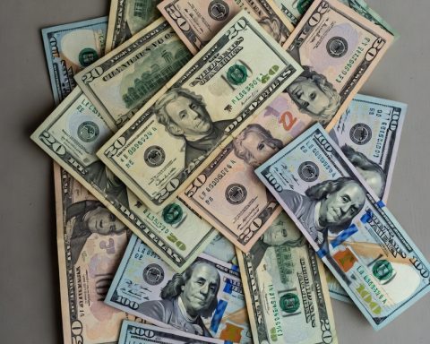 Precio del dólar en la República Dominicana