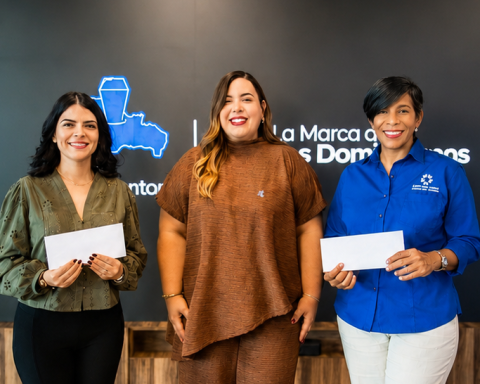 ApartamentosRD impulsa terapias para niños con autismo en República Dominicana